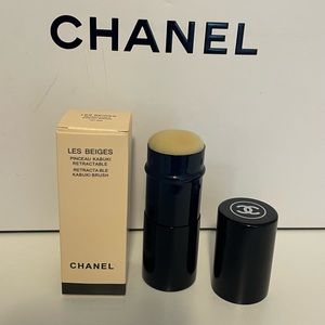 Chanel Retractable Kabuki Brush New !!